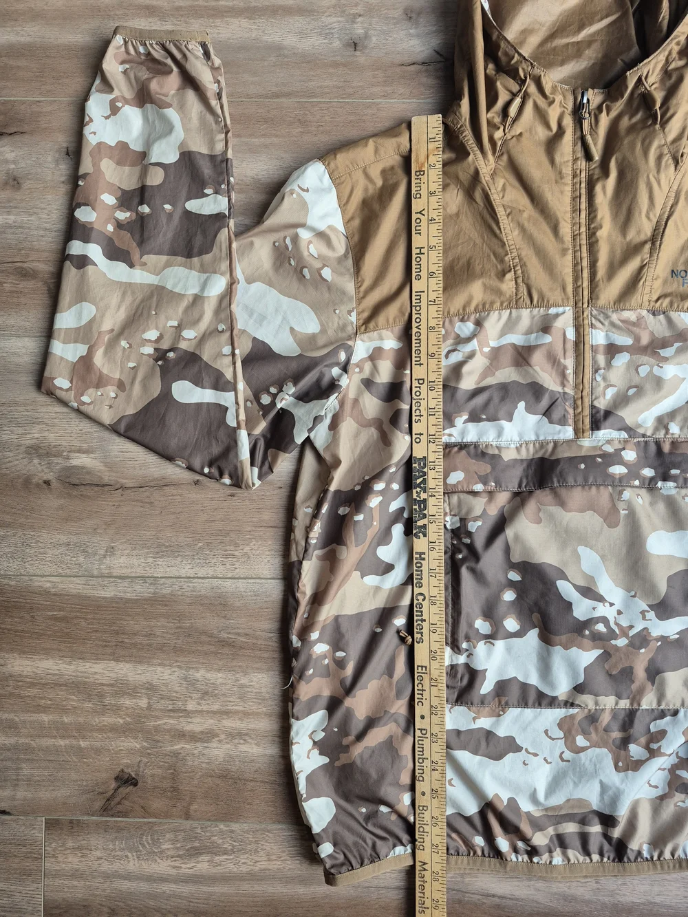 The North Face Men’s Brown Camouflage Pullover Anorak Windwall Jacket